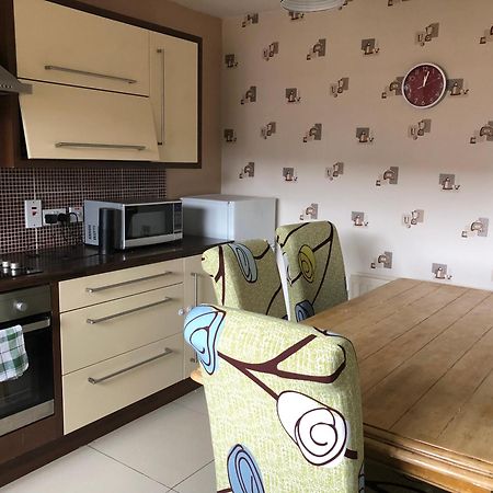 Claire'S Airbnb 2 Belfast Esterno foto
