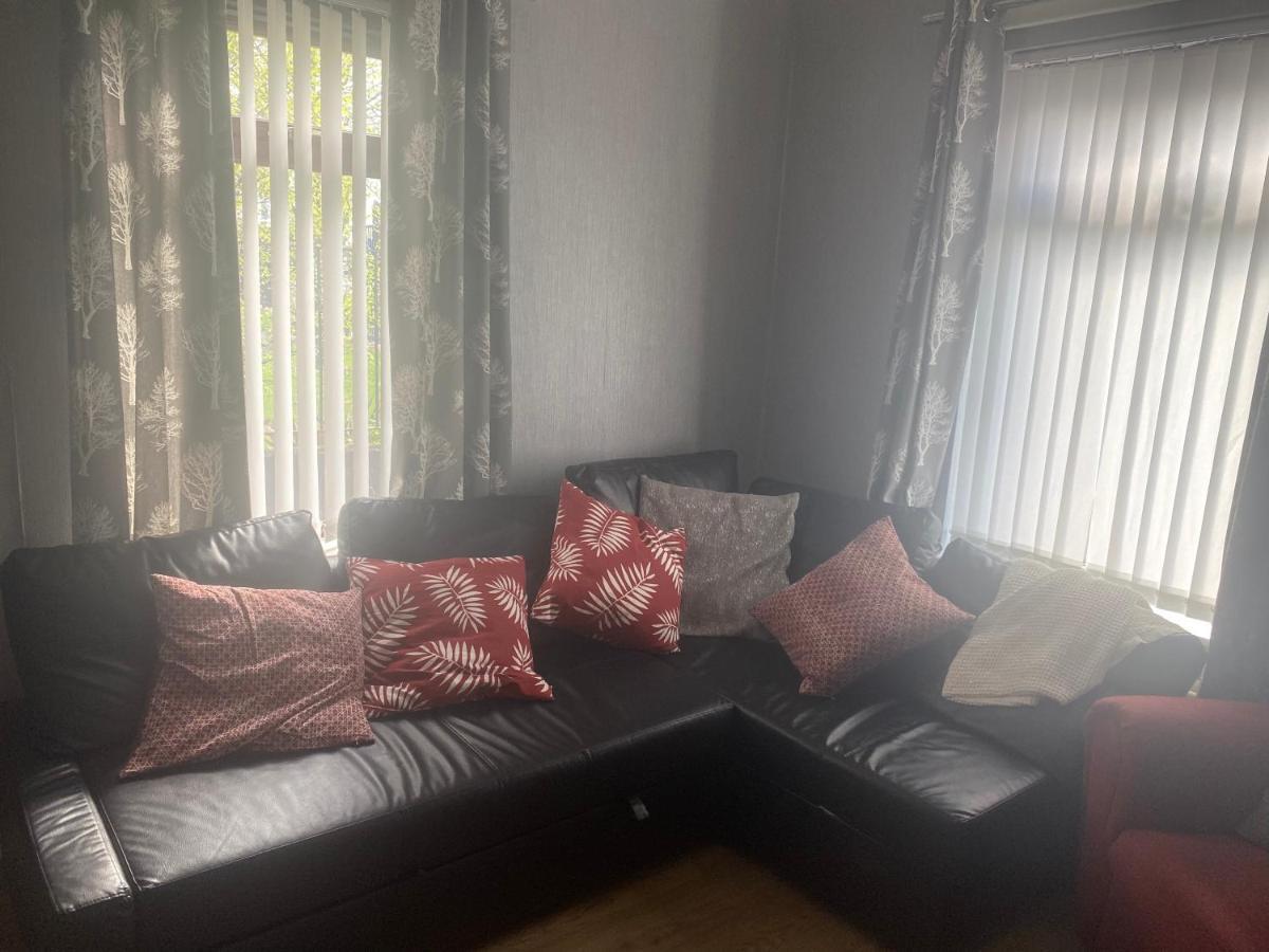 Claire'S Airbnb 2 Belfast Esterno foto