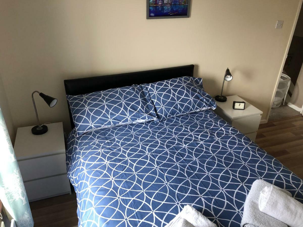 Claire'S Airbnb 2 Belfast Esterno foto
